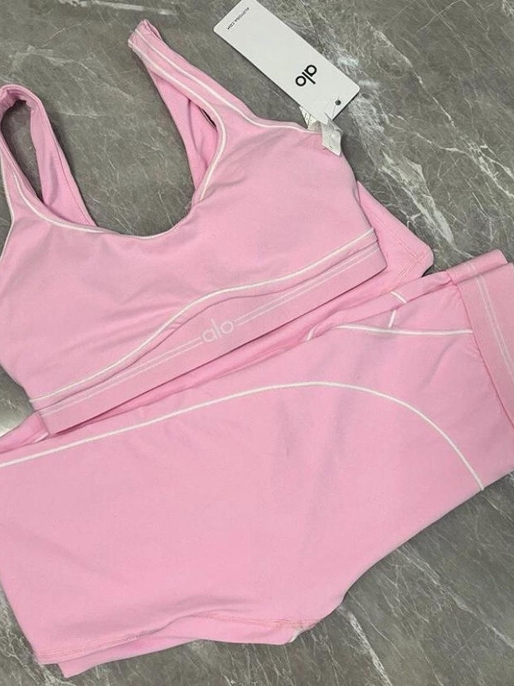 ALO Yoga Pink Seamless Sports Bra & Leggings Set